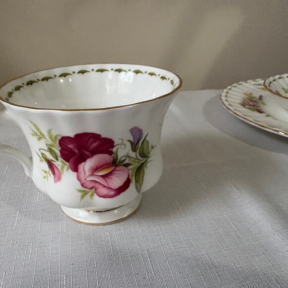 Royal Albert Sweet Pea Tea Cup, Saucer, and Small Plate - Picture 7 of 16